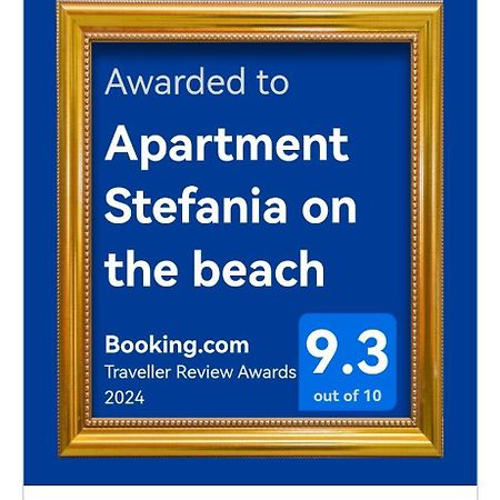 Apartment Stefania On The Beach Koromačno Esterno foto